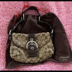 Coach SOHO Signature Shoulder Bag👜